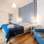 Biale Piaski 아파트 *