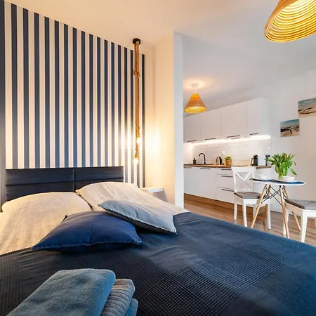 Biale Piaski 亚斯塔尔尼亚