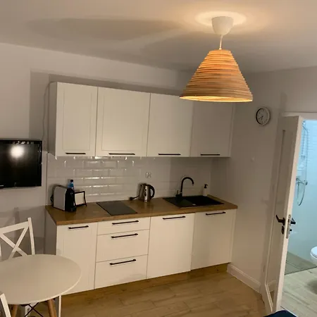 Biale Piaski * Ястарня